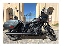 HARLEY DAVIDSON ���[���C�_�[ST�i�A�C�A���z�[�X�j